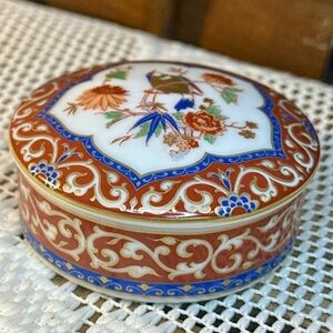 Vintage KAISER W Germany Handpainted Porcelain Ring Trinket Lidded Vanity Dish